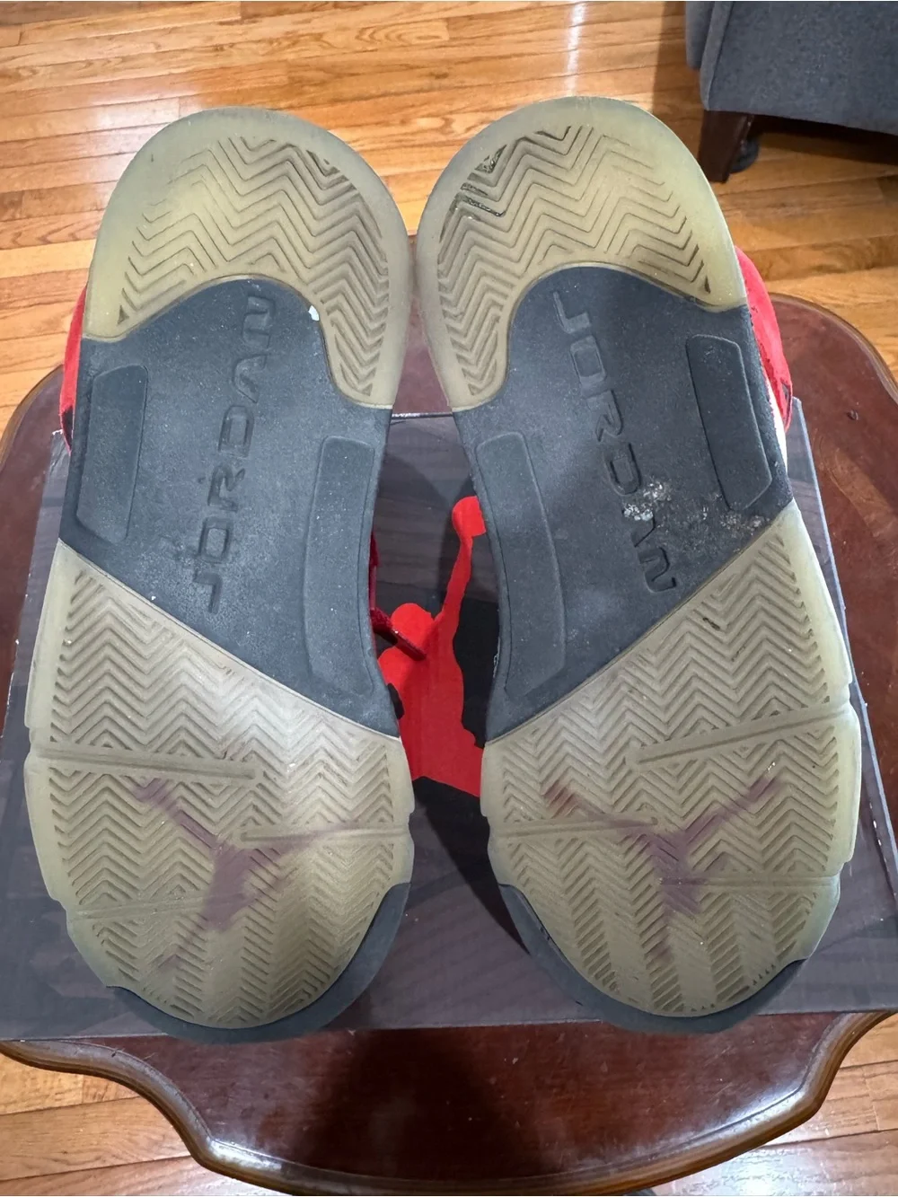 Air Jordan 5 “Raging Bull” DD0587-600 Size 9.5 USED